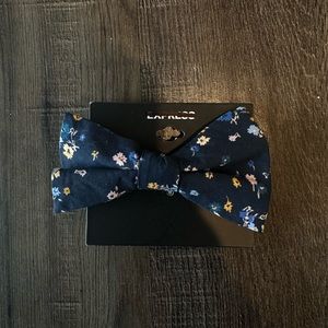 New Express Floral Bow Tie